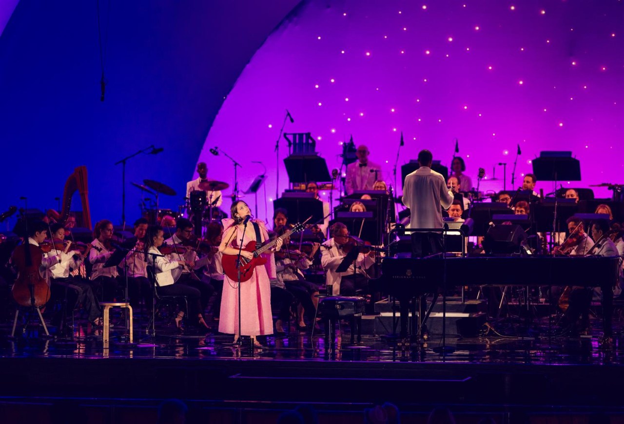 Laufey's A Night at the Symphony: Hollywood Bowl - Bild 1